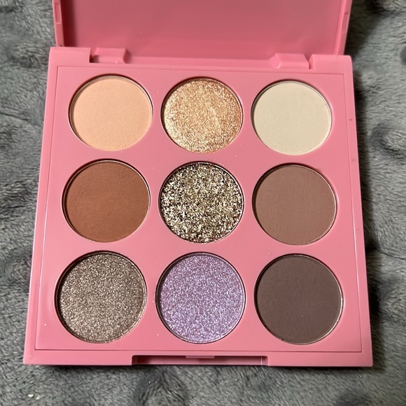 Glamgasm Face & Eye + Lucky Chick Daydreams + Beauty Vaulte Regal Palette Set - Picture 3 of 5